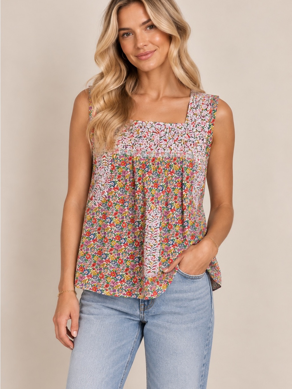 J. Marie Floral Sleevless Top Size Medium
